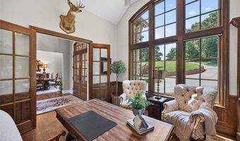 262 Dietrich Rd, Ballwin, MO 63021