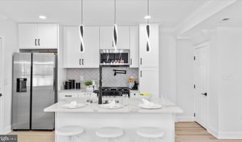 2529 LIBERTY Pkwy, Baltimore, MD 21222