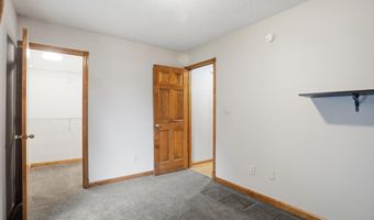 7819 Shannon Lakes Way, Indianapolis, IN 46217