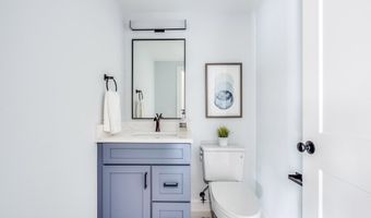 451 Essex St 5, Beverly, MA 01915