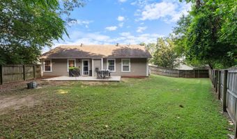 509 Sharon Oaks Ct, Benton, AR 72019