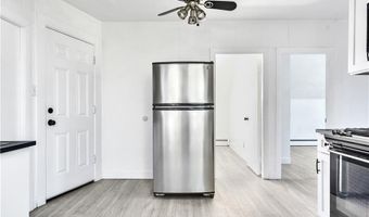 86 Woodward Ave 2, East Providence, RI 02914