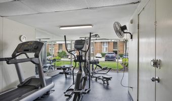 2600 INDIAN Dr 2C, Alexandria, VA 22303
