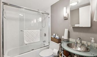 526 PACIFIC Ave 207, Atlantic City, NJ 08401
