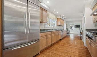 4441 Lake Rd W, Ashtabula, OH 44004