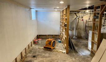 288 N Main St, Andrews, IN 46702