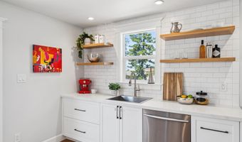 1525 Stanton St, Alameda, CA 94501