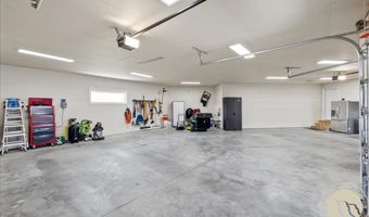 6801 Skycrest Dr, Billings, MT 59106