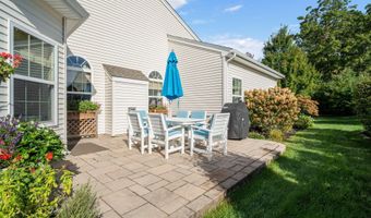 10 Chapel Hill Ct, Barnegat, NJ 08005