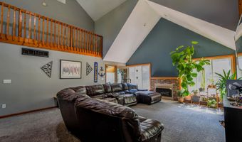 5327 County Road 427 Rd, Auburn, IN 46706