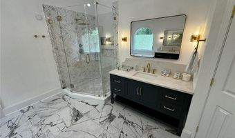 1025 Beacon Hill Xing, Alpharetta, GA 30005
