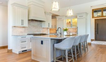 5205 Longsun Ln, Avon, CO 81620