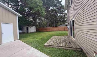 41 Astor Rd, Babbitt, MN 55706