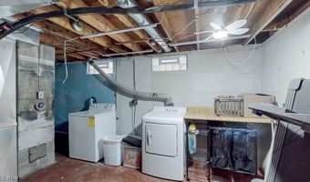 1044 Ellsworth Dr, Akron, OH 44313