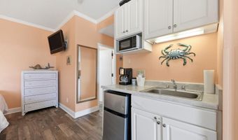 602 W Ft Macon Rd 218, Atlantic Beach, NC 28512