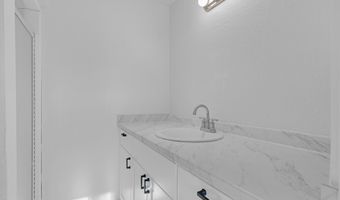 2010 E 1ST Ave, Albany, OR 97321