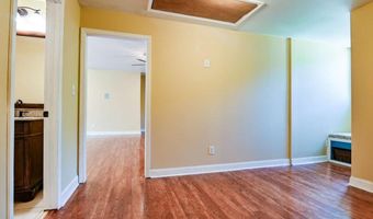 283 Creekside Dr, Arnoldsville, GA 30619