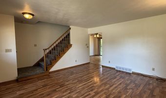 707 S GOLDENROD Dr, Appleton, WI 54914