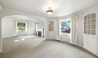 600 S West St, Angola, IN 46703