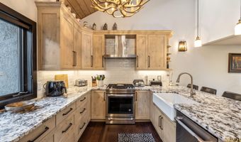 149 Willis Pl 164, Beaver Creek, CO 81620