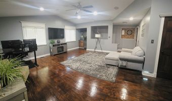 8023 Railroad Rd, Indianapolis, IN 46217