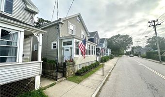 91 Van Zandt Ave, Newport, RI 02840