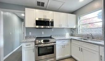 2342 SECTION Dr, Apopka, FL 32703