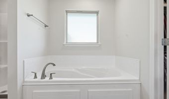 122 Jasmine Cove Dr, Brandon, MS 39042