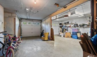 5240 E 42nd Ave, Anchorage, AK 99508