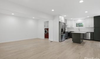 3633 Rosehaven Dr, Charlotte, NC 28205