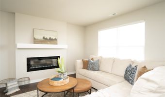 3451 10th Ave SW, Altoona, IA 50009