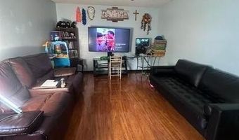 912 Brevard Dr, Indianapolis, IN 46217