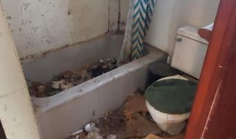 806 E 5Th St, Atlantic, IA 50022