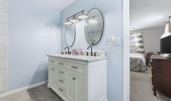 218 Iwo St, Auburn, IN 46706