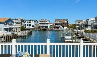 409 3rd St, Beach Haven, NJ 08008