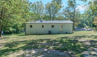2112 Mack Rd, Asheboro, NC 27205