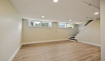 163 Valley View Dr, Abingdon, VA 24210