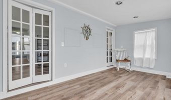 3 Drake Dr, Bayville, NJ 08721