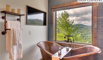 706 Silver Springs Rd, Banner Elk, NC 28604