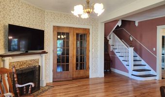903 Greene St, Adel, IA 50003