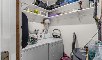 20 Roundhouse Rd 20, Bourne, MA 02532