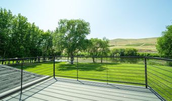 1303 Babs Ave, Benton City, WA 99320