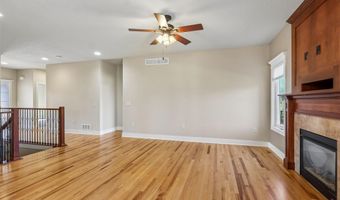 1307 S 13th St, Adel, IA 50003