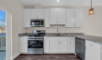 14 MILL CREEK Ct, Bayville, NJ 08721