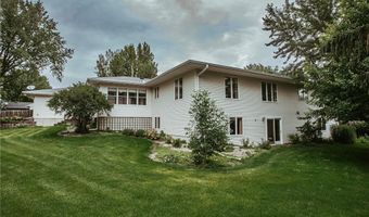 610 25th St SW, Austin, MN 55912