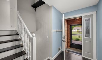 840 Cortland Dr, Apple Valley, MN 55124