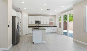 10464 Calico Pines Ave, Las Vegas, NV 89135