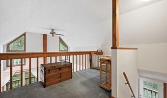 13 Teddyuscung Trl, Albrightsville, PA 18210