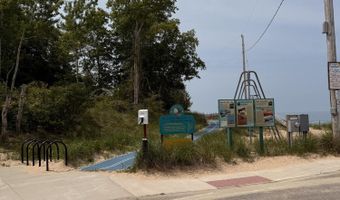 3287 Lakeland Dr, Arcadia, MI 49613