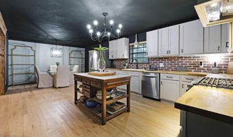 226 6th St SW, Arab, AL 35016